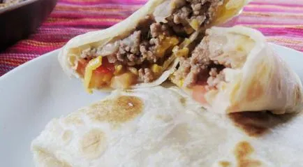 Ahogy pita kenyeret a kemencében