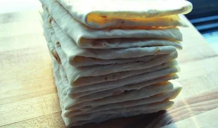 Ahogy pita kenyeret a kemencében
