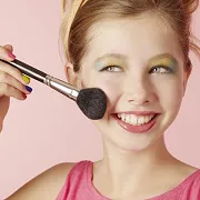 Make-up arrow