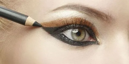 Make-up arrow Make-up arrow
