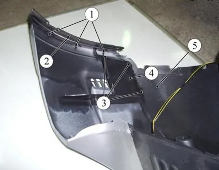 Hogyan lehet eltávolítani a lökhárítót a Chevrolet Niva
