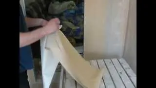 Mivel a ragasztó a papír