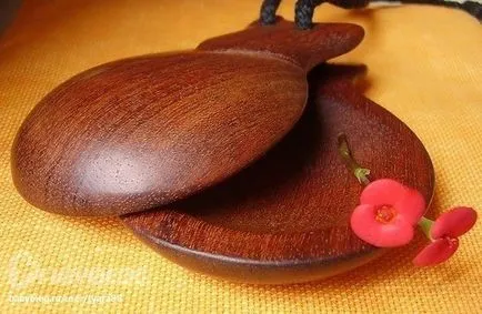 mint kasztanyetta