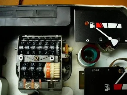 Hogyan csavarja az elektronikus sebességmérő Hogyan csavarja az elektronikus sebességmérő