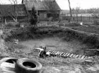 Hogyan készítsünk egy medence gumiabroncsok