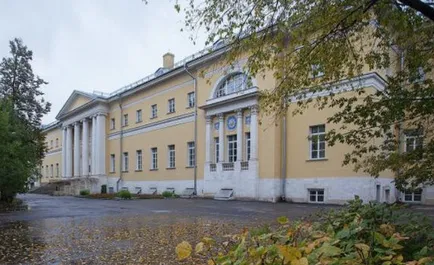 kórház neve