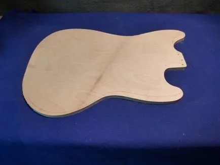Hiszen készült gitár