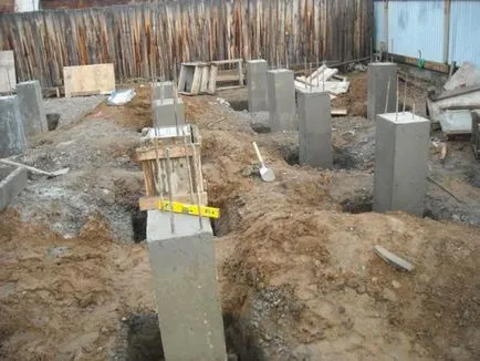 Hogyan építsünk egy fészer az ő dacha videó utasítást - építeni a saját kezét, rajz, fotó