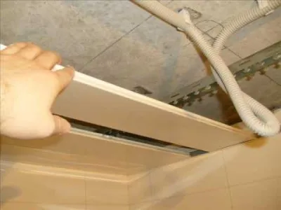 Hogyan kell telepíteni az állvány mennyezetre kezét (jobbra) Hogyan kell telepíteni az állvány mennyezetre kezét