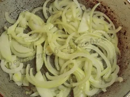 Főzni ravioli tejszínes mártással a kemencében (gombóc kemencében sült sajttal) Főzni ravioli tejszínes mártással a sütőben