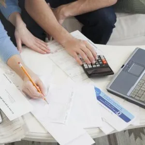 Hogyan számoljuk ki a bírságot a szerződés alapján a jogaik megvédése (büntetés) Hogyan számoljuk ki a bírságot a szerződés alapján megvédjék jogaikat