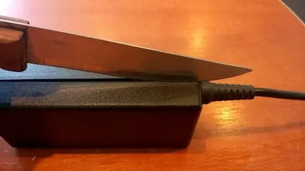 Ahogy szétszerelni notebook tápegység (szétszerelt) Hogyan szétszedni laptop tápegység