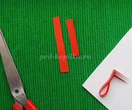 Hogyan készítsünk egy kakas a papír meg a kezét