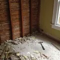 Hogyan gipsz falak saját kezűleg alá tapéták (fotók)