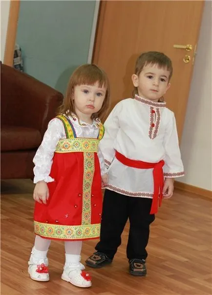 Hogyan kell varrni a magyar nyári ruhát a lányok nyári ruhát mintát (öltés) Hogyan kell varrni a magyar nyári ruhát a lányok sundress minta