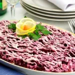 Hogyan díszíteni a hering alatt bunda ötletek fotókkal - 8 evőkanál (ötletek) Hogyan díszíteni a hering alatt bunda ötletek fotókkal - 8 evőkanál