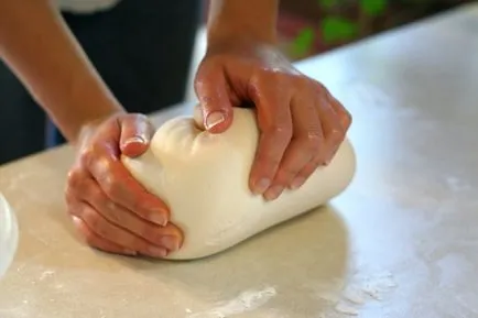 Hogyan díszíteni a gyermek torta otthon receptek fotók és videók (hogyan díszítik a gyermekek sütemény) Hogyan díszíteni a gyermek torta otthon receptek fotókkal és videó