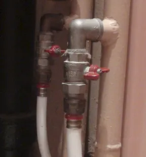 Hogyan kell telepíteni a csapot a fürdőszobában a saját, saját kezűleg (mixer) Hogyan kell telepíteni a csapot a fürdőszobában a saját, saját kezűleg