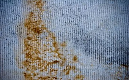 Hogyan lehet megjeleníteni egy rozsdás folt Hogyan lehet megjeleníteni egy rozsdás folt