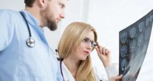 Mi a sclerosis multiplex MRI, az okok és a betegség tüneteit (tünetek) Mi a sclerosis multiplex MRI, az okok és a betegség tüneteit