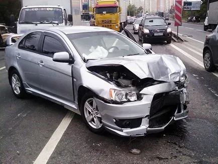Hogyan nyereségesen eladni törött autó tippeket eladó egy autó baleset után