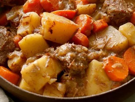 Hogyan tegye ki ízletes burgonya hússal, aki mit hol