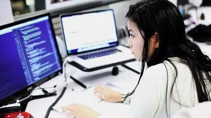 Hogyan kell beszúrni a képeket egy előadást és a háttér animációk