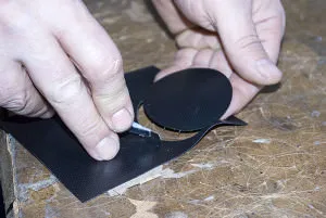 Hogyan ragasztó pvc csónak - video otthon, és saját kezűleg (feltételek) Hogyan ragasztó pvc csónak - video otthon, és saját kezűleg