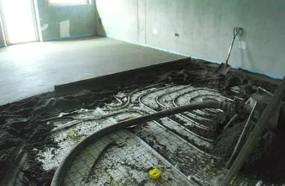 Hogyan öntsük a padló a lakás közvetlenül (pour öntsük a padló a lakás padló a lakás ára is öntsük a betonon a lakásban) Hogyan öntsük a padló a lakás közvetlenül