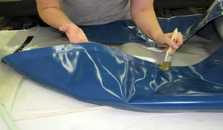 Hogyan ragasztó pvc csónak - videó, hogyan kell ragaszkodni otthon saját kezűleg