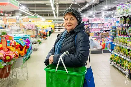 Ahogy beszerzett megfontoltan és takarékosan - elment a boltba, a minszki nyugdíjas magazin Minsk