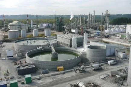 Hogyan öntsük beton betonozás víz nedves környezetben