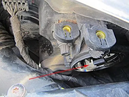 Hogyan változtassuk meg a villanykörte tompított fényszóró Jobb restyled a Vectra, az autók! (Alacsony) Hogyan változtassuk meg a villanykörte tompított fényszóró Jobb restyled a Vectra, az autók!