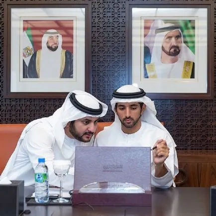 Hogyan élnek mesésen gazdag Prince Arab Emírségek - Infománia (élő) Hogyan élnek mesésen gazdag Prince Arab Emírségek - Infománia