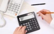 Egy íróasztal audit 3-PIT dátumait