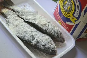 Kárász sült egy serpenyőben, hogyan kell főzni egy (pan) Kárász sült egy serpenyőben, hogyan kell főzni