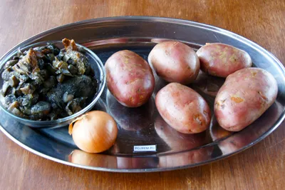 Burgonya gombával a sütőben - lépésről lépésre recept fotókkal, hogyan kell főzni (burgonya) Burgonya gombával a sütőben - lépésről lépésre recept, hogyan kell főzni fotókkal