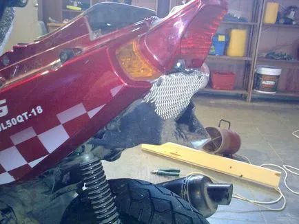 Kína kopogtat, vagy a tuning a kínai robogó (scooter) Kína kopogtat, vagy a tuning a kínai robogó