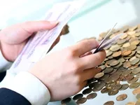 Ha a nyaralás át - a napok számát a munka, ha annak szükségességét, hogy át, a törvény szerint, a pénz,