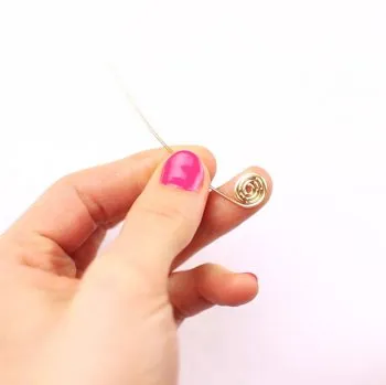 Ring vezetékes kezével