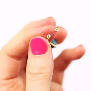 Ring vezetékes kezével