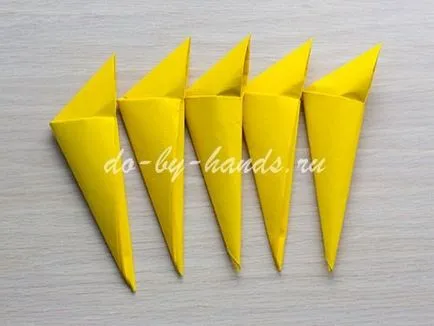 A karmok origami papír hogyan sárkány karmai és rozsomák - videó (karmok) A karmok origami papír hogyan sárkány karmai és rozsomák - videó