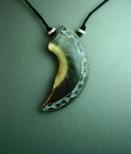 Bear karmok - stílusos kiegészítő, vagy egy erős amulett