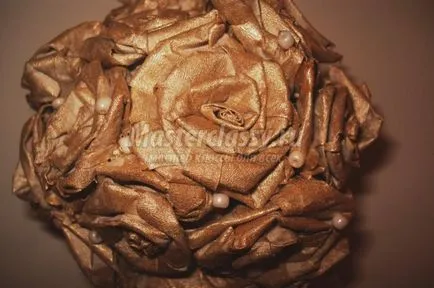 Összetétel - vintage rózsa - a toalett papír (kézműves hulladékokból „Vintage Rose”) Összetétel - vintage rózsa - a toalett papír