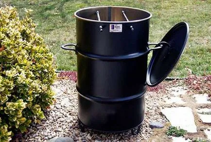 Smokehouse füstölt hordó kezüket