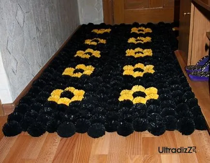 Mat műanyag pompon folyosóra kezével (a folyosón) Mat műanyag pompon folyosóra kezével