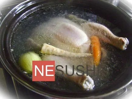 Csirke főtt teljes