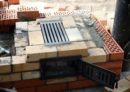 Grill és sütni alatt az üst tégla kezük (rajzok és fotók)