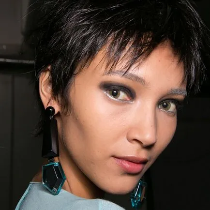 Make-up a szem lelógó sarkok funkciók tippek