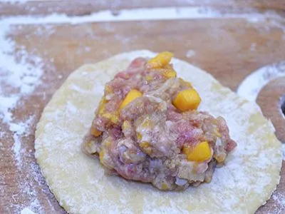 Manta multivarka kulináris főzés receptek fényképpel (manti in multivarka recept) Manta multivarka főzés receptek fotókkal
